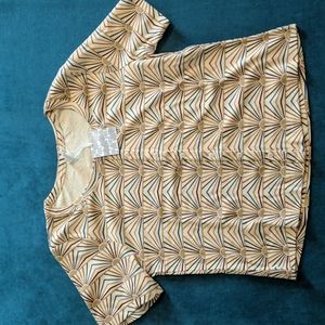 Kate Quinn 70s Suns Skinny Button Tee